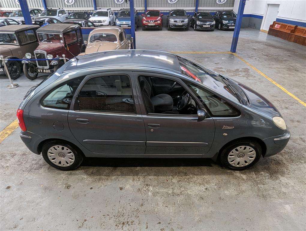 <p>2008 CITROEN XSARA PICASSO DESIRE 16V</p>