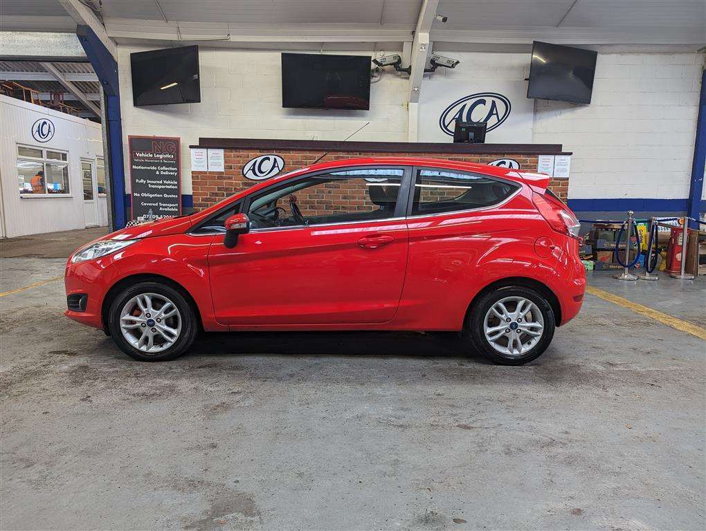 <p>2014 FORD FIESTA ZETEC</p>