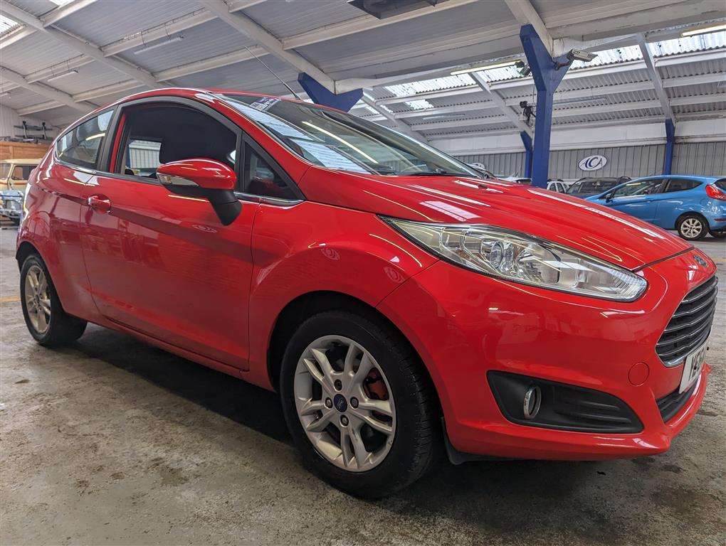 <p>2014 FORD FIESTA ZETEC</p>