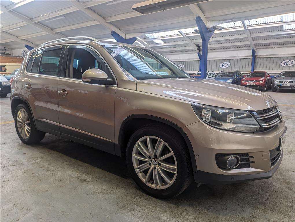 <p>2015 VOLKSWAGEN TIGUAN MATCH EDITION TDI</p>