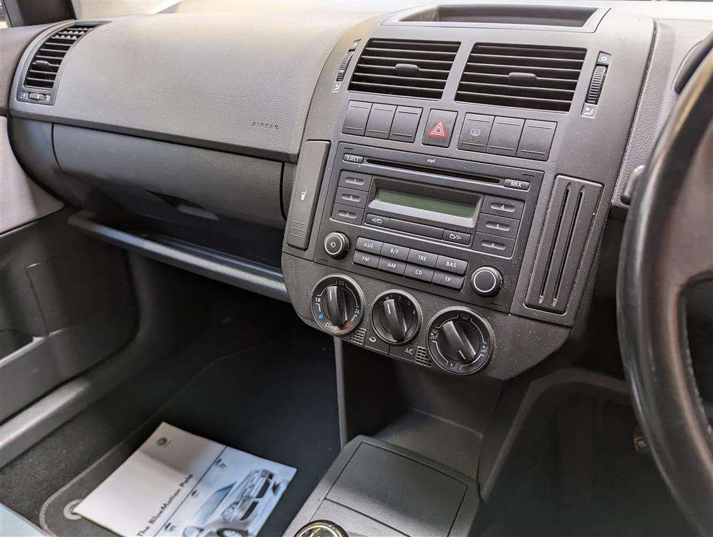 <p>2008 VOLKSWAGEN POLO BLUEMOTION 2 TDI A/C</p>