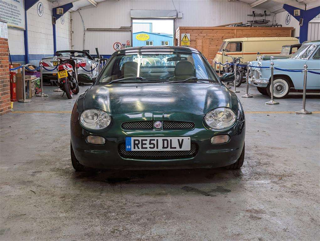 <p>2001 MG MGF</p>