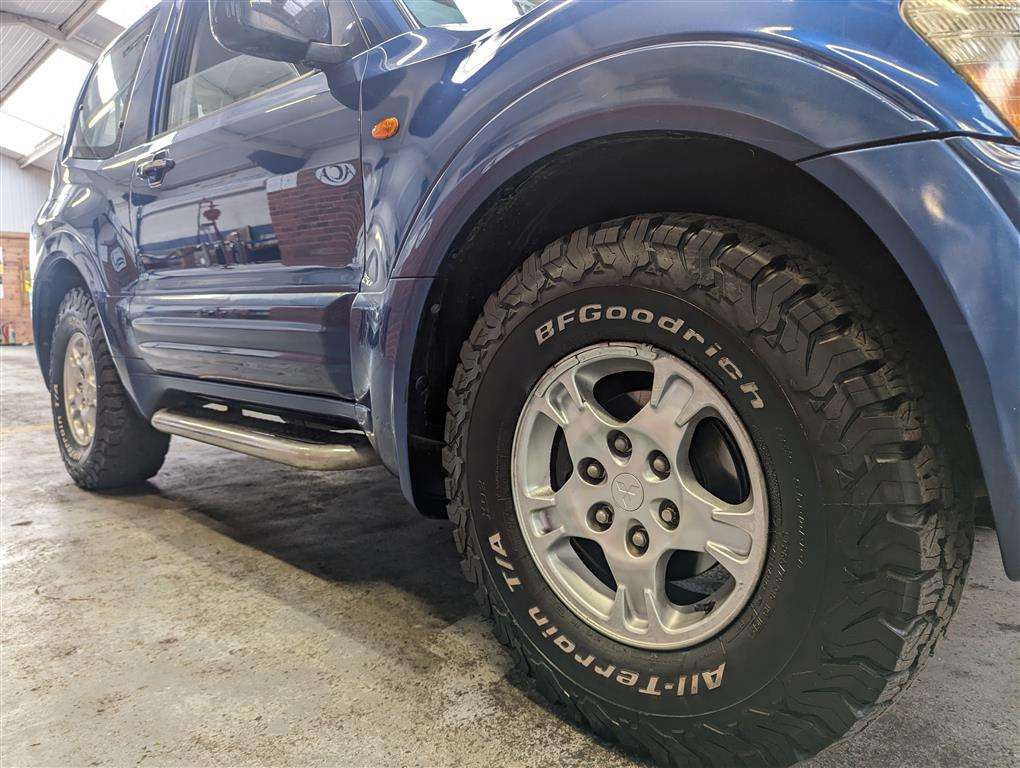 <p>2001 MITSUBISHI SHOGUN DI-D GLS SWB</p>