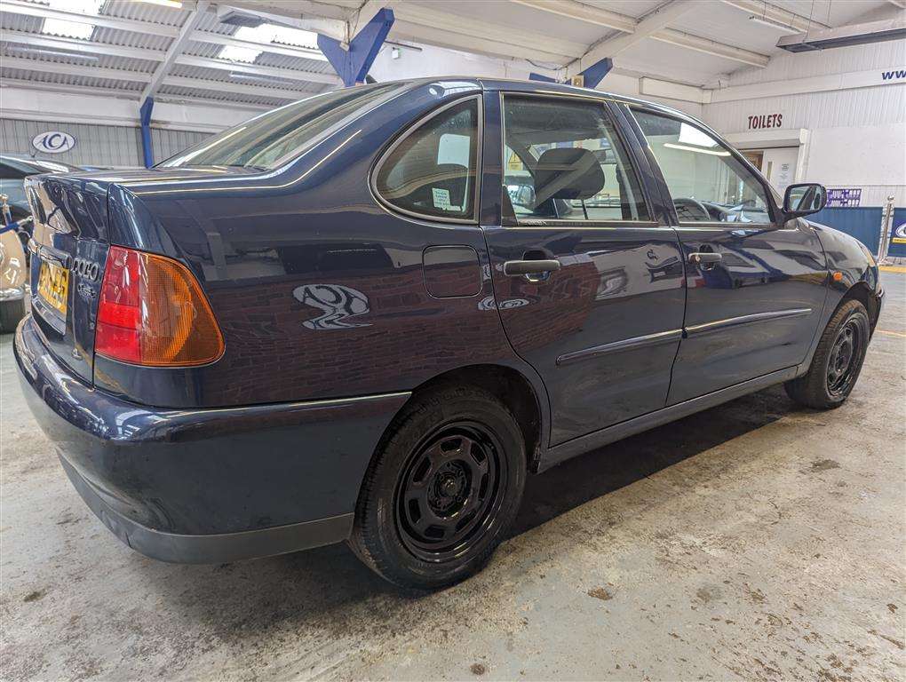 <p>1998 VOLKSWAGEN POLO CL AUTO</p>