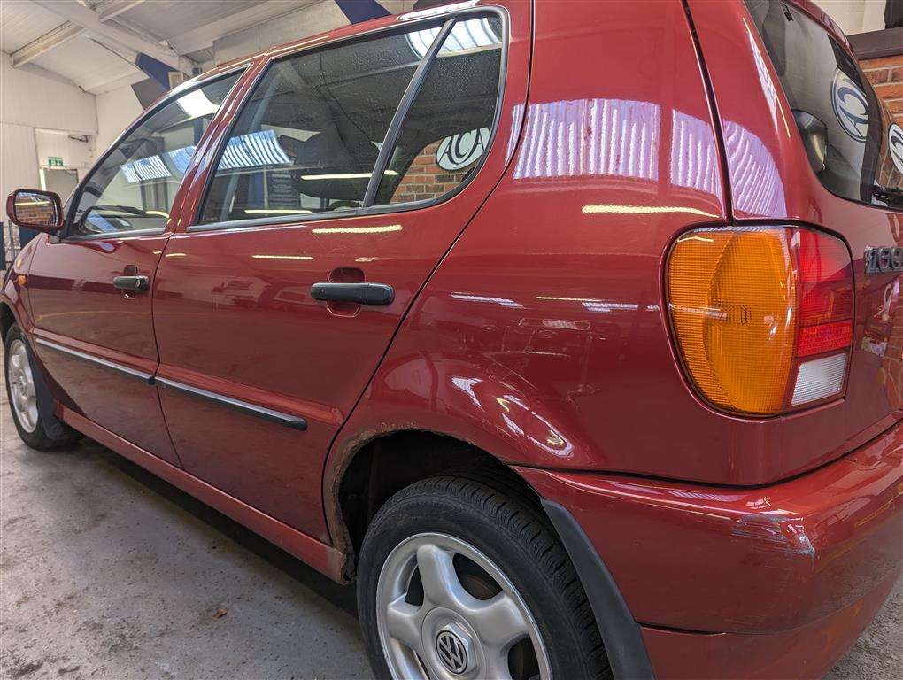 <p>1999 VOLKSWAGEN POLO 1.6 GL</p>