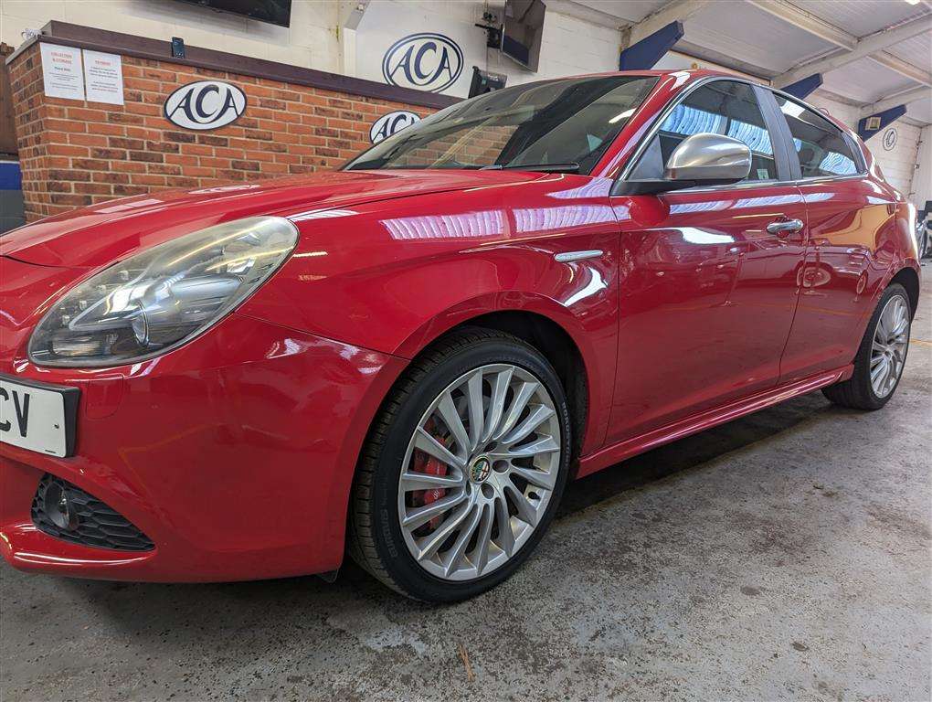 <p>2011 ALFA ROMEO GIULIETTA VELOCE JTDM-2</p>