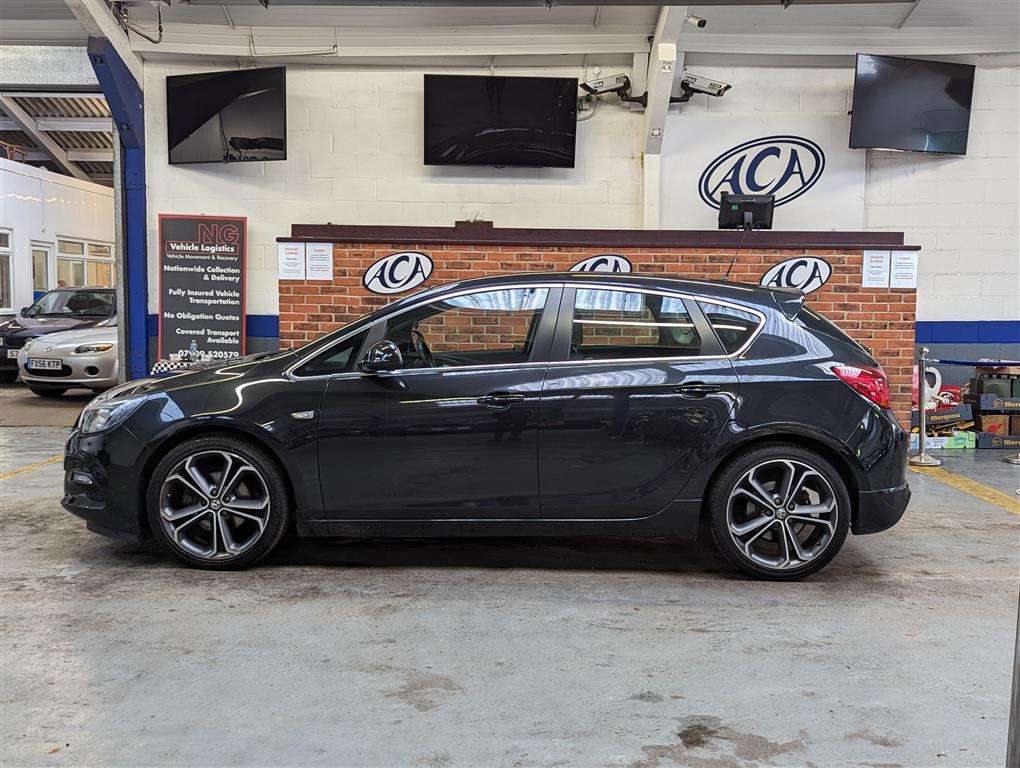 <p>2015 VAUXHALL ASTRA LIMITED EDITION</p>