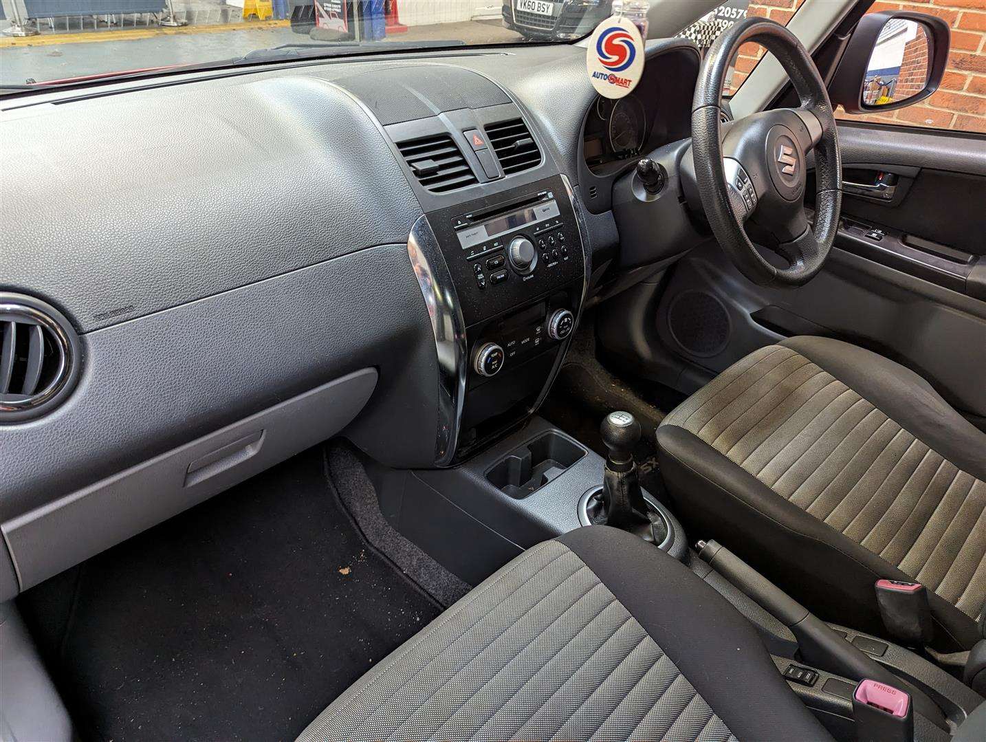 <p>2012 SUZUKI SX4 SZ5</p>