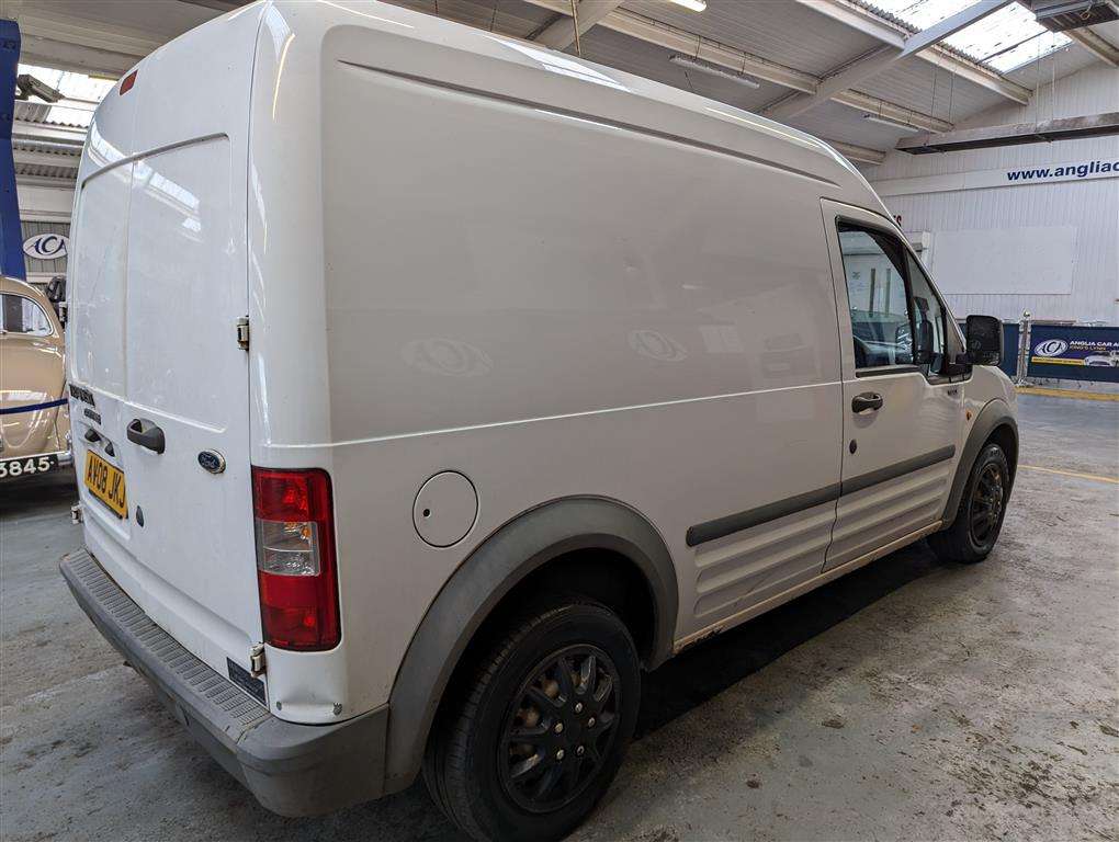 <p>2008 FORD TRANSIT CONN **SOLD</p>