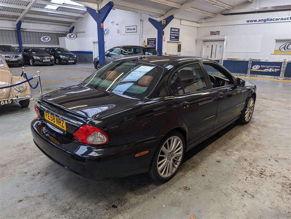 <p>2008 JAGUAR X-TYPE SPORT PREMIUM</p>