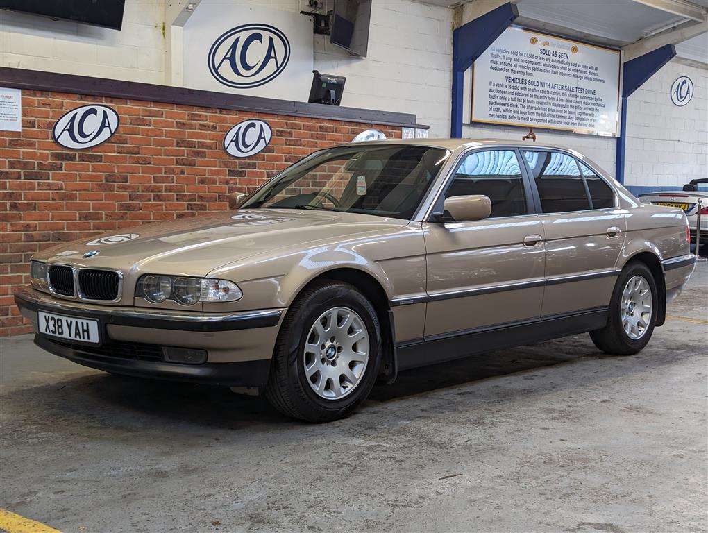 <p>2000 BMW 728I AUTO</p>