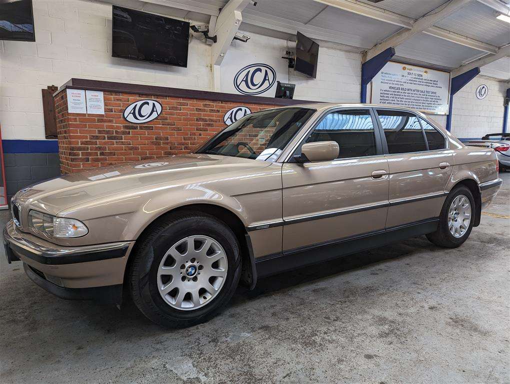 <p>2000 BMW 728I AUTO</p>