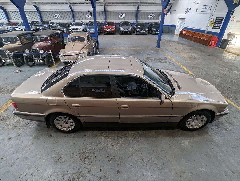 <p>2000 BMW 728I AUTO</p>