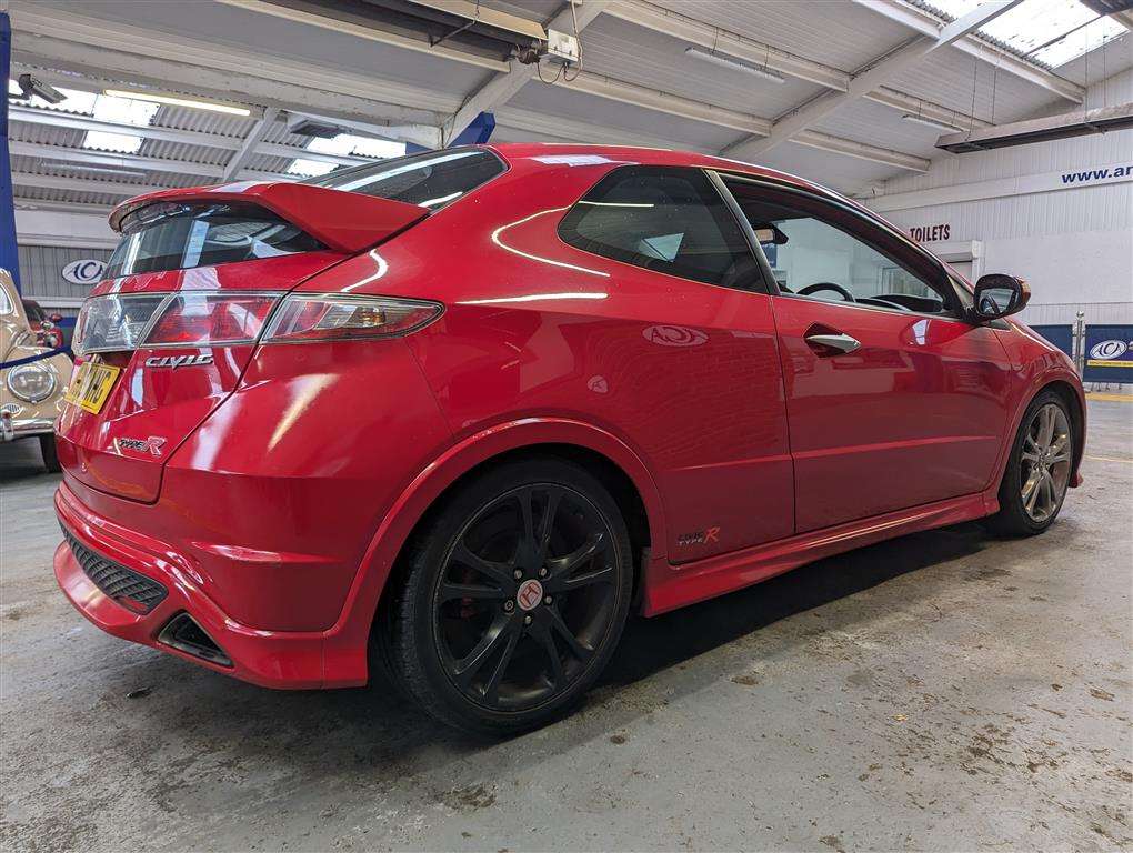 <p>2008 HONDA CIVIC TYPE-R GT I-VTEC</p>