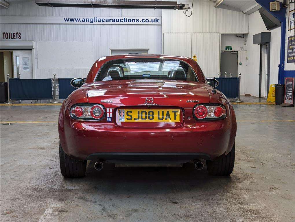 <p>2008 MAZDA MX-5</p>