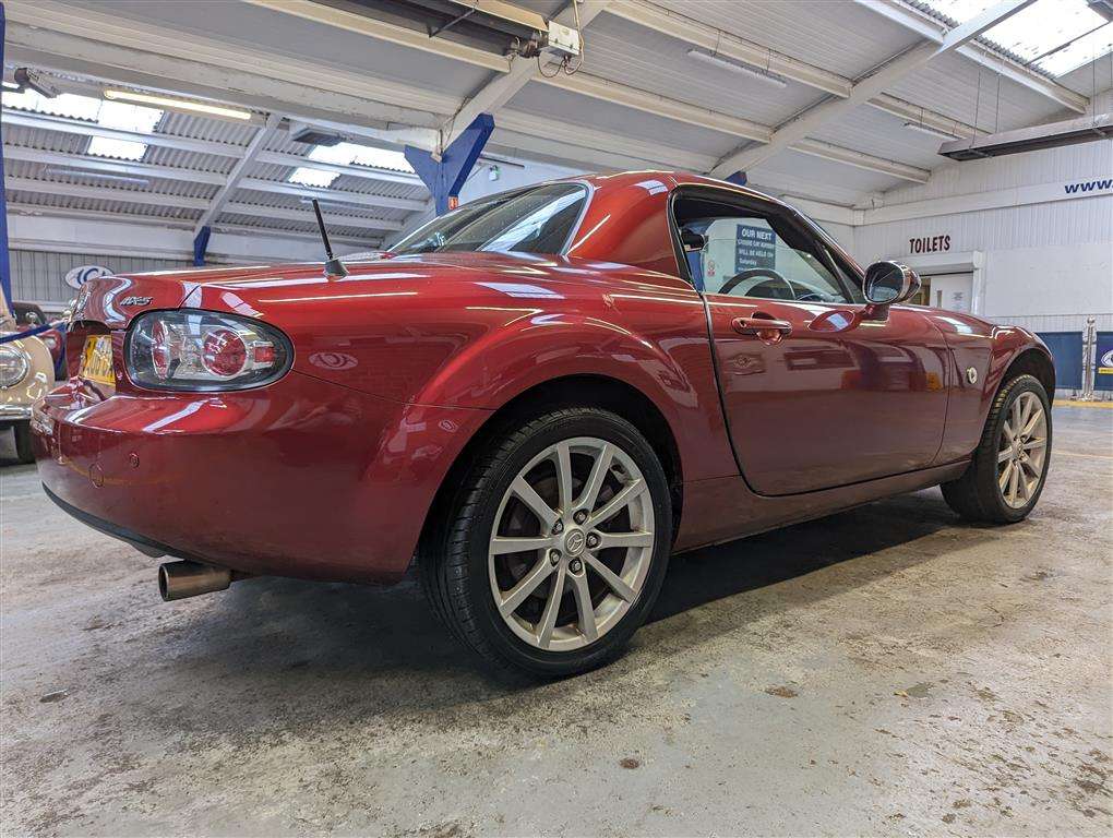 <p>2008 MAZDA MX-5</p>