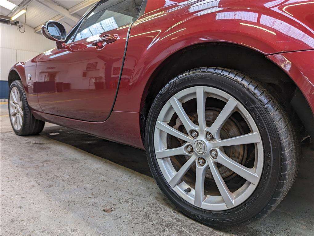 <p>2008 MAZDA MX-5</p>