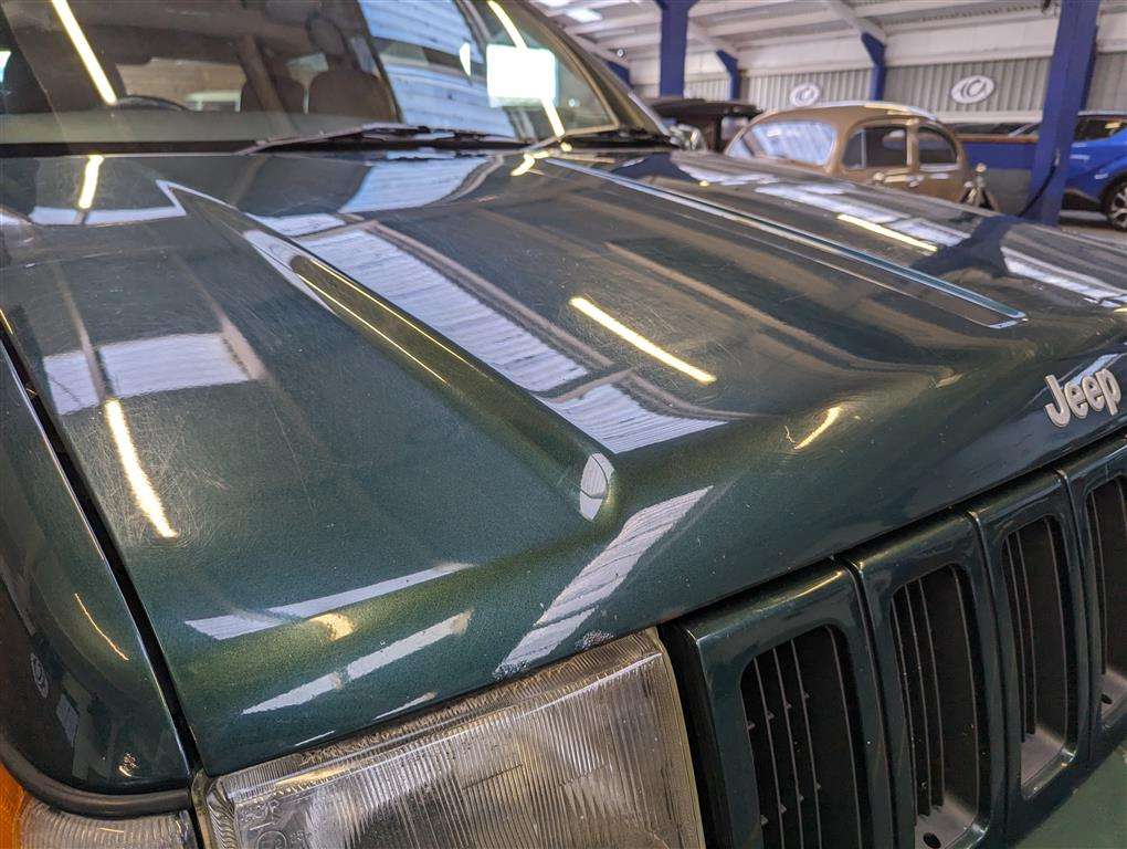 <p>1997 JEEP GRAND CHEROKEE LTD AUTO</p>