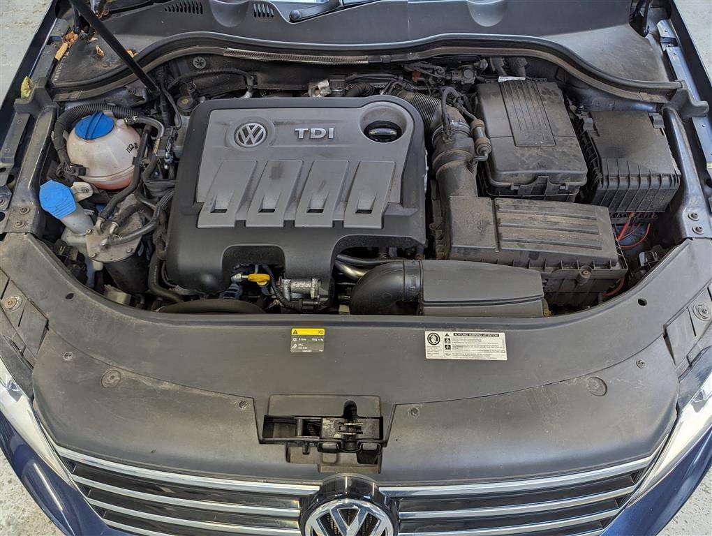 <p>2014 VOLKSWAGEN PASSAT EXECUTIVE STYLE TD</p>