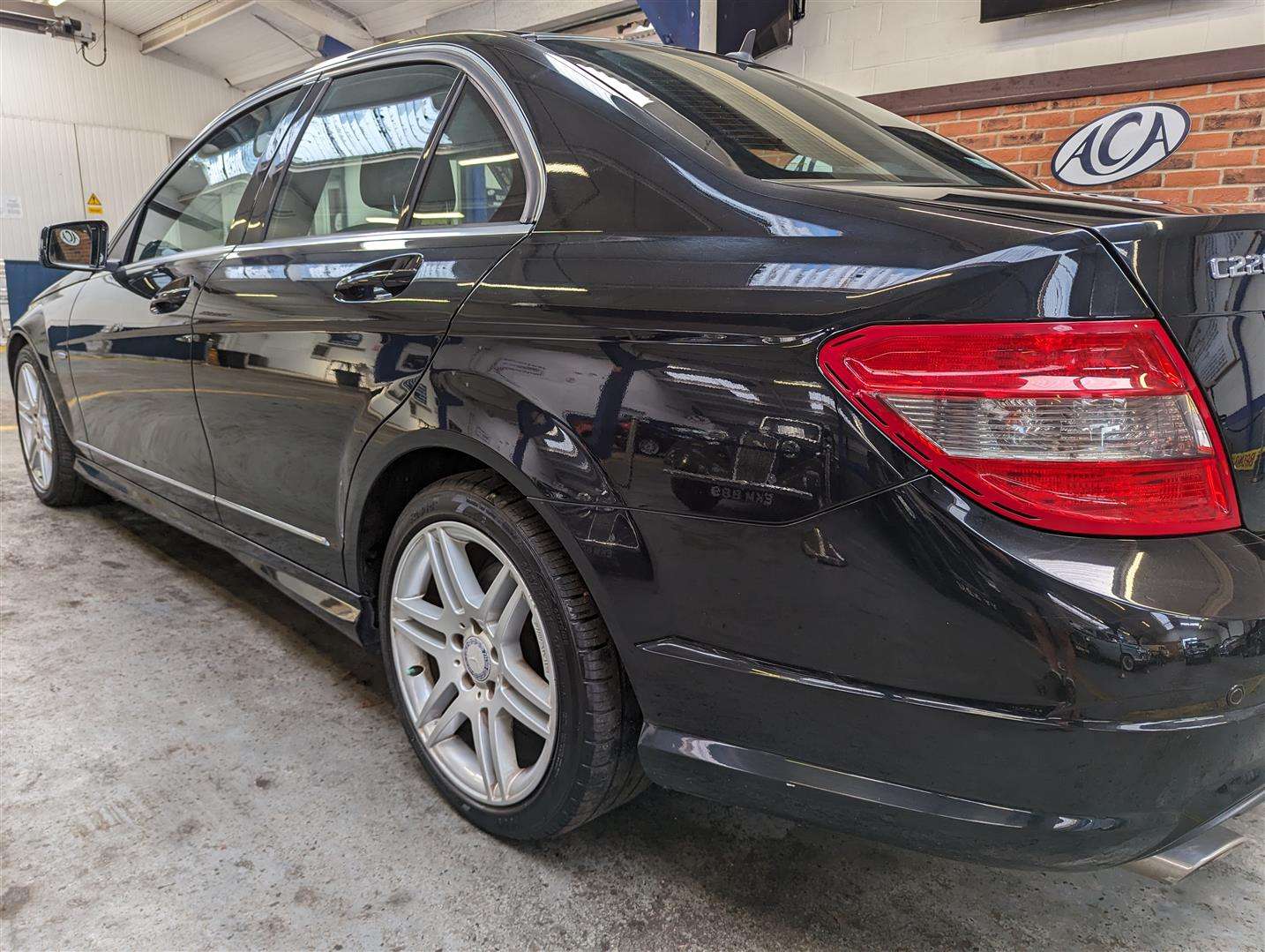 <p>2009 MERCEDES-BENZ C220 BLUEF-CY SPORT CDI AUTO</p>