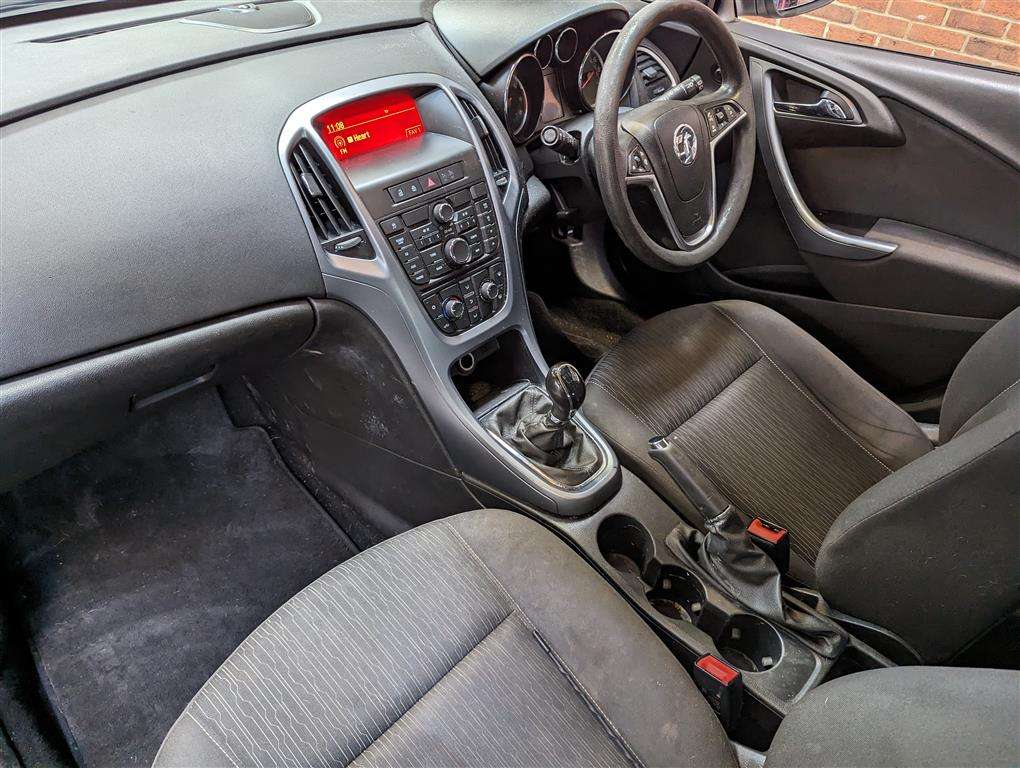 <p>2013 VAUXHALL ASTRA EXCLUSIV</p>