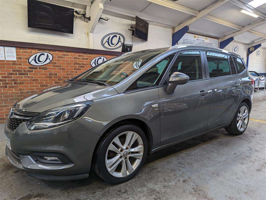 <p>2017 VAUXHALL ZAFIRA TOURER SRI TURBO</p>