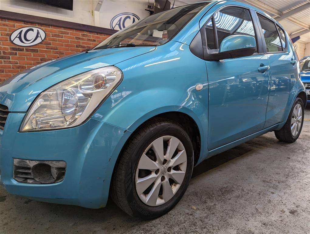 <p>2010 SUZUKI SPLASH GLS+ AUTO</p>