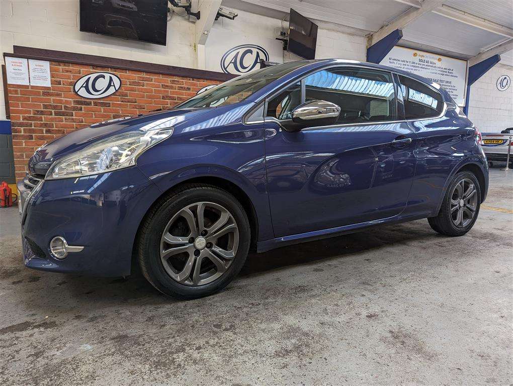 <p>2012 PEUGEOT 208 ALLURE</p>