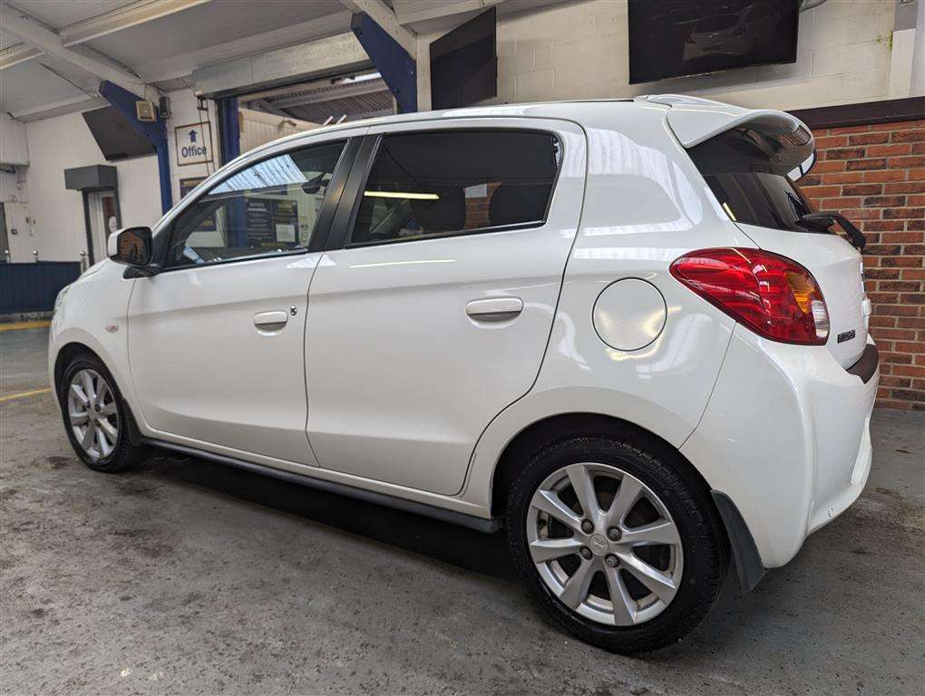 <p>2015 MITSUBISHI MIRAGE 3</p>