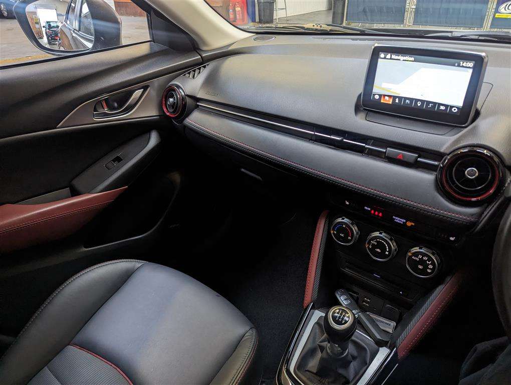 <p>2016 MAZDA CX-3 SPORT NAV D</p>