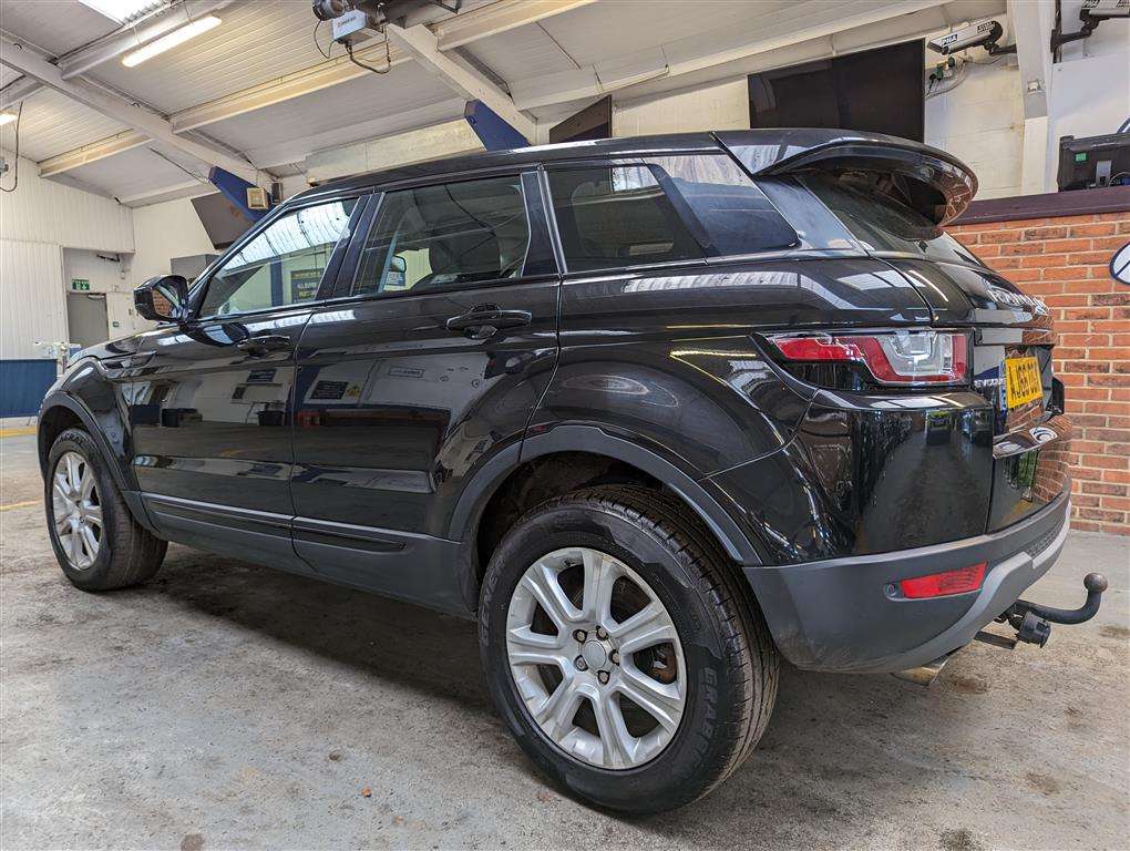 <p>2017 LAND ROVER RANGE ROVER EVOQUE SE TEC</p>