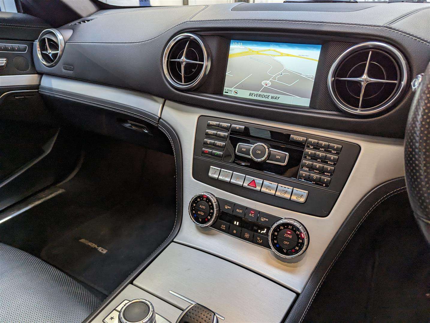 <p>2014 MERCEDES-BENZ SL350 AMG SPORT AUTO</p>