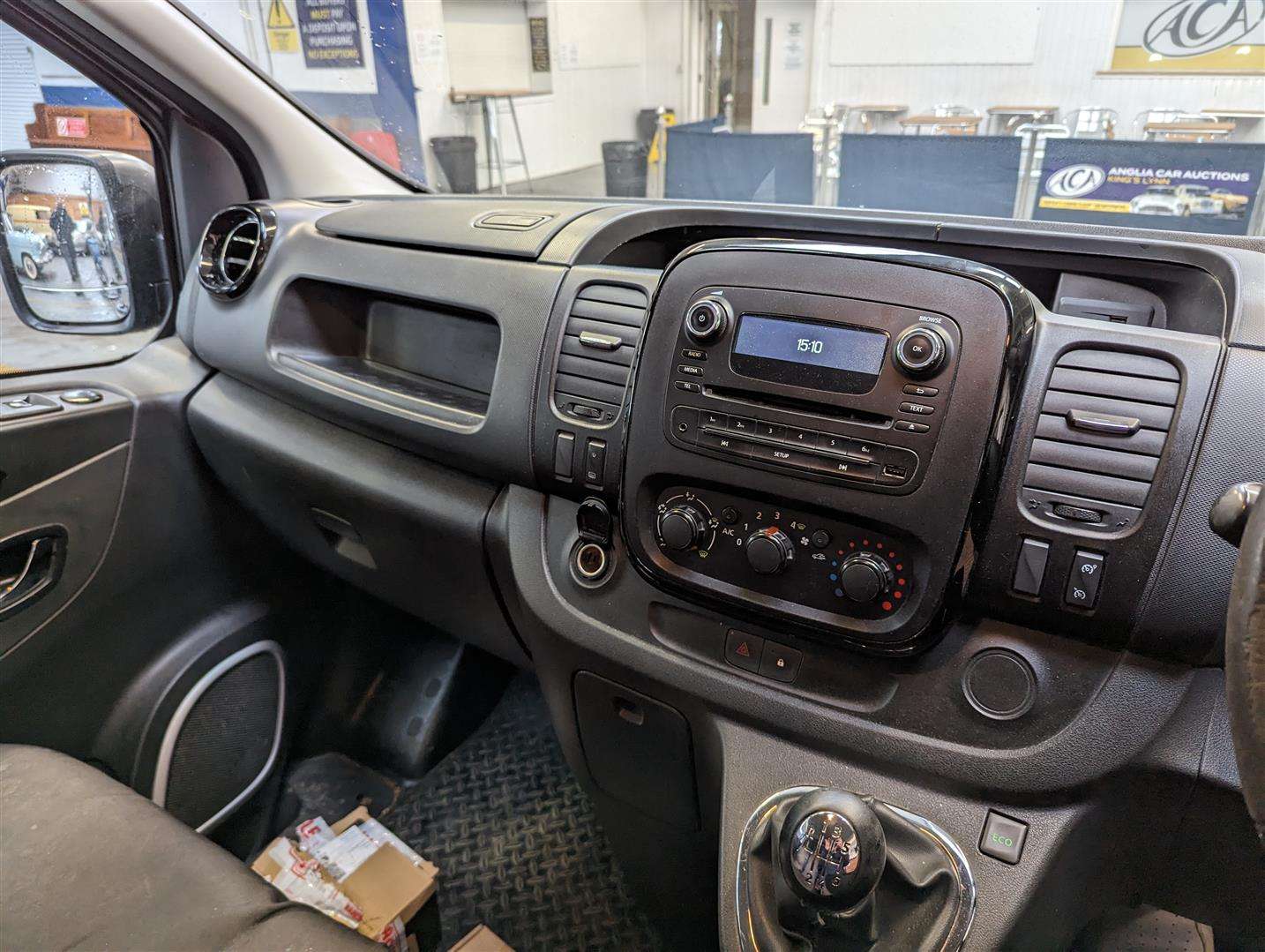 <p>2017 VAUXHALL VIVARO 2900 SPORTIVE CDTI</p>