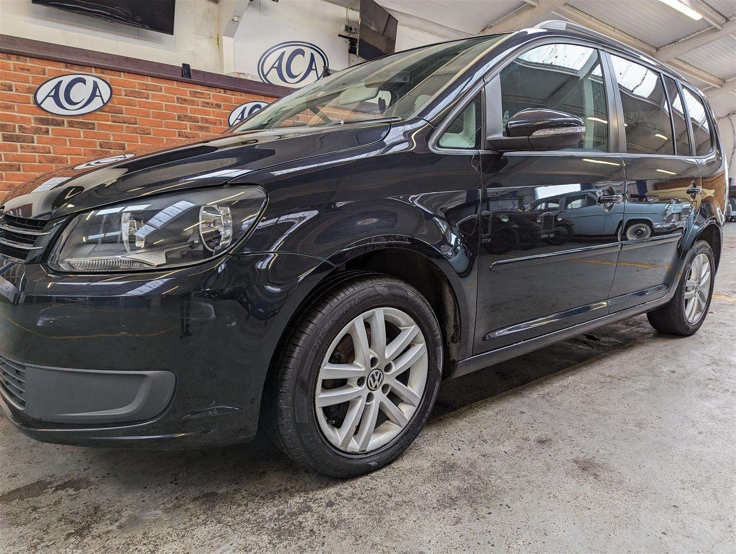 <p>2015 VOLKSWAGEN TOURAN SE BLUEMOTION T TD</p>