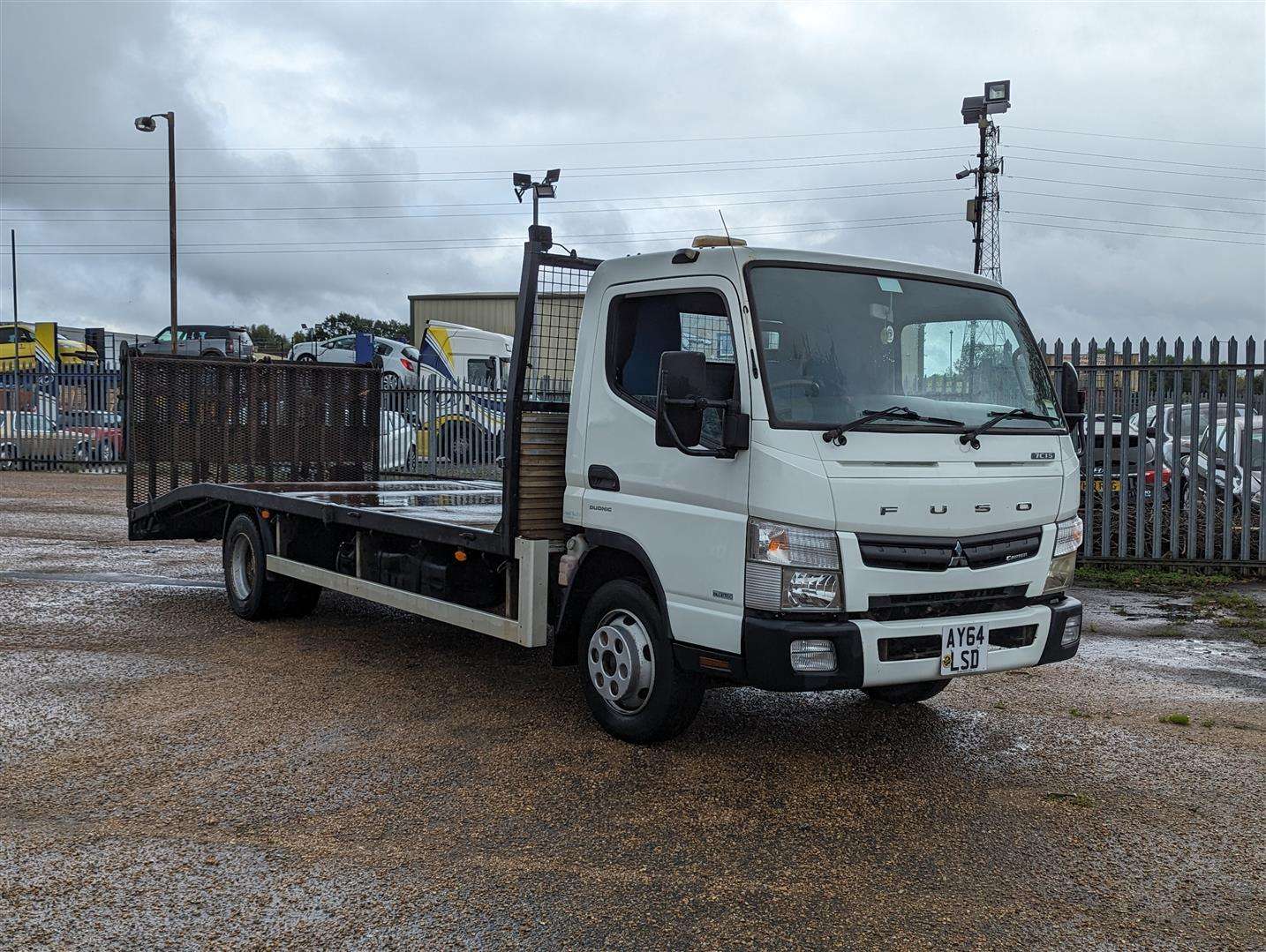 <p>2014 MITSUBISHI FUSO CANTER 7C15 43 LOW LOADER</p>