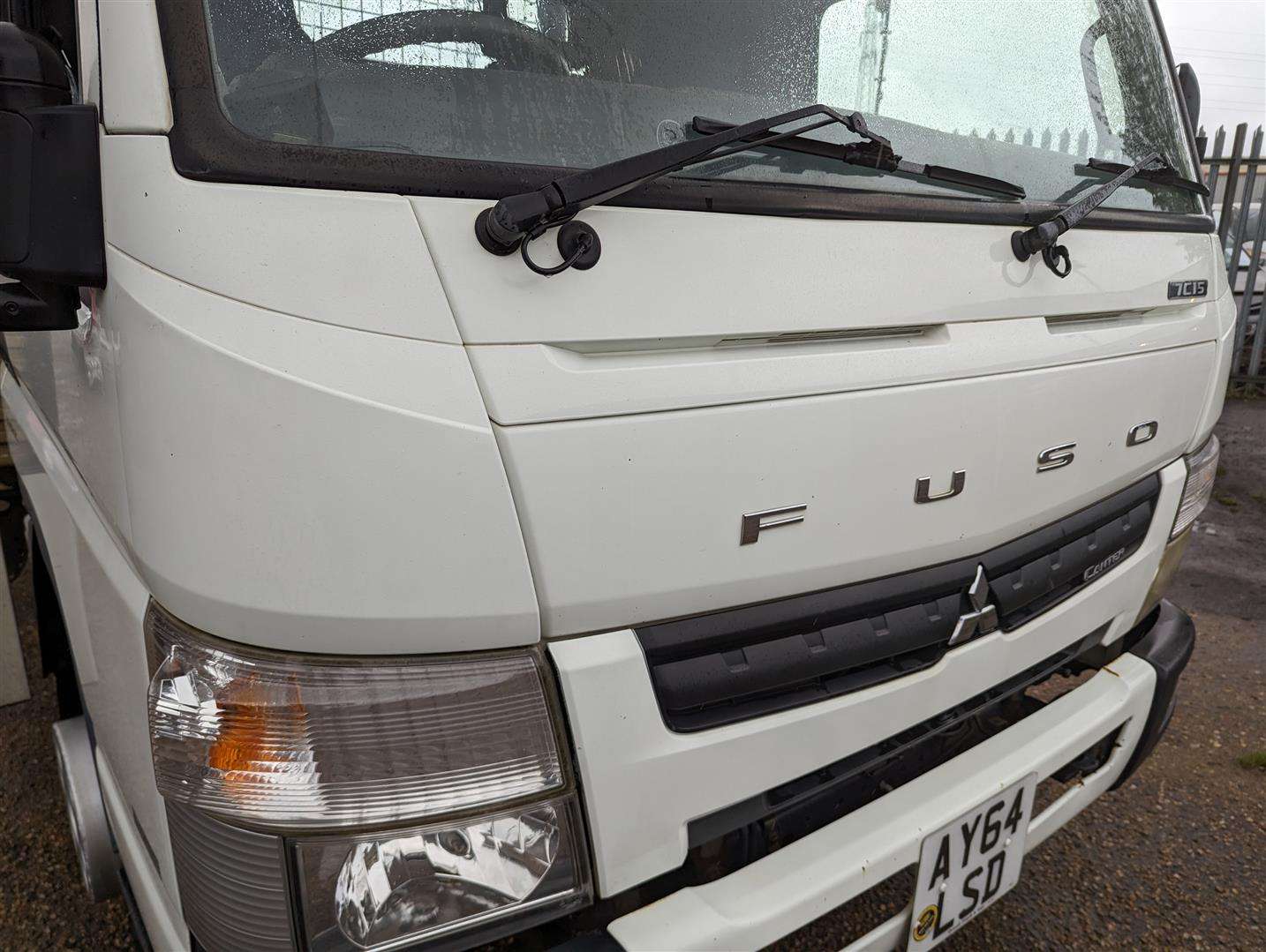 <p>2014 MITSUBISHI FUSO CANTER 7C15 43 LOW LOADER</p>