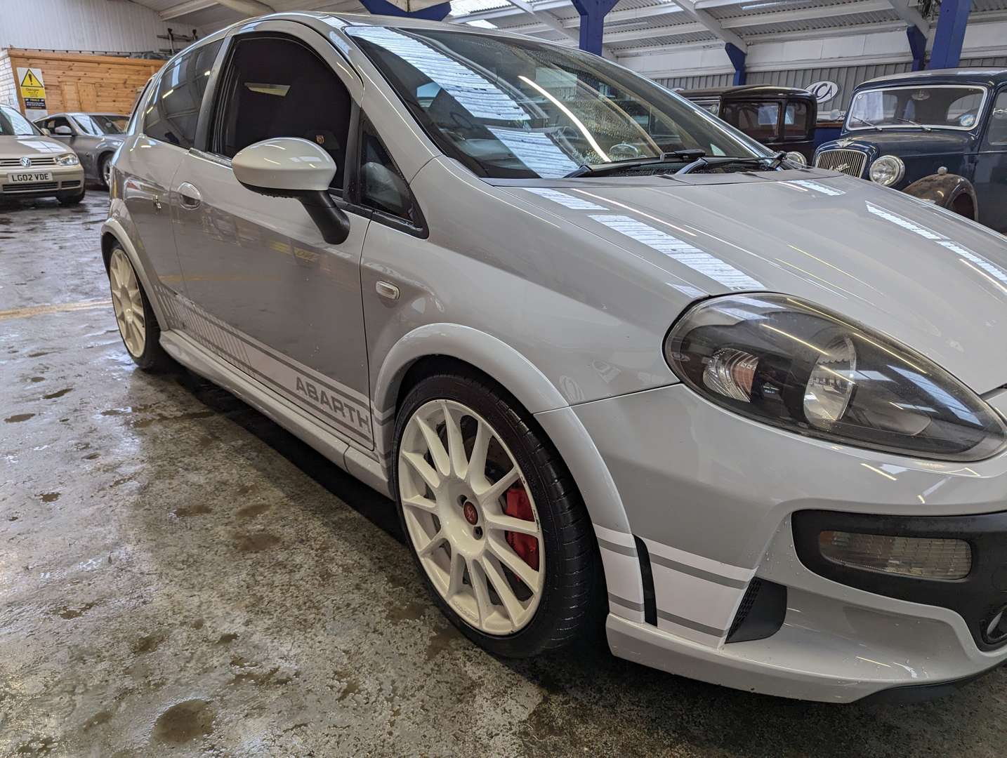 <p>2012 ABARTH PUNTO EVO</p>