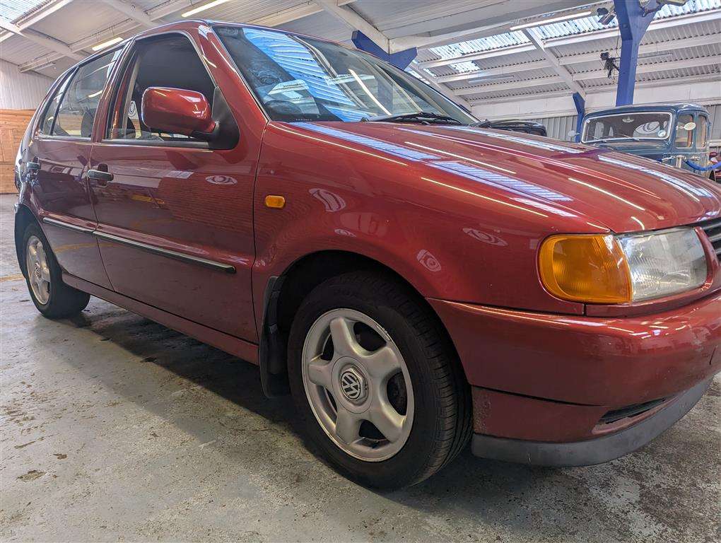 <p>1999 VOLKSWAGEN POLO 1.6 GL</p>