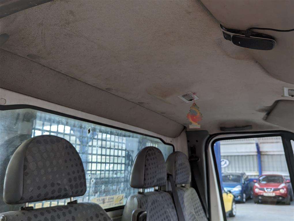 <p>2011 FORD TRANSIT 100 T350M RWD</p>