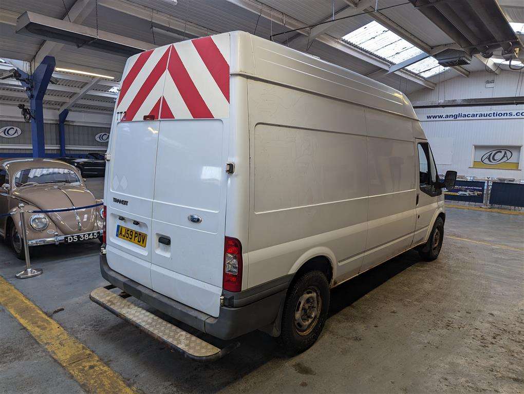 <p>2009 FORD TRANSIT 115 T350L RWD</p>