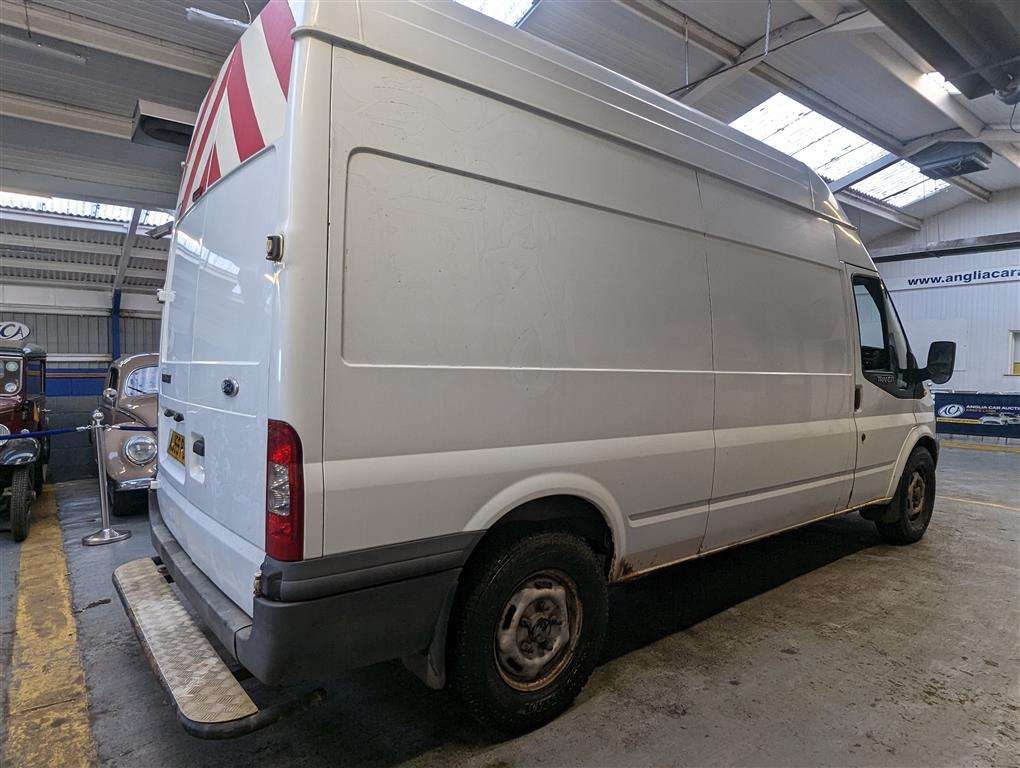 <p>2009 FORD TRANSIT 115 T350L RWD</p>