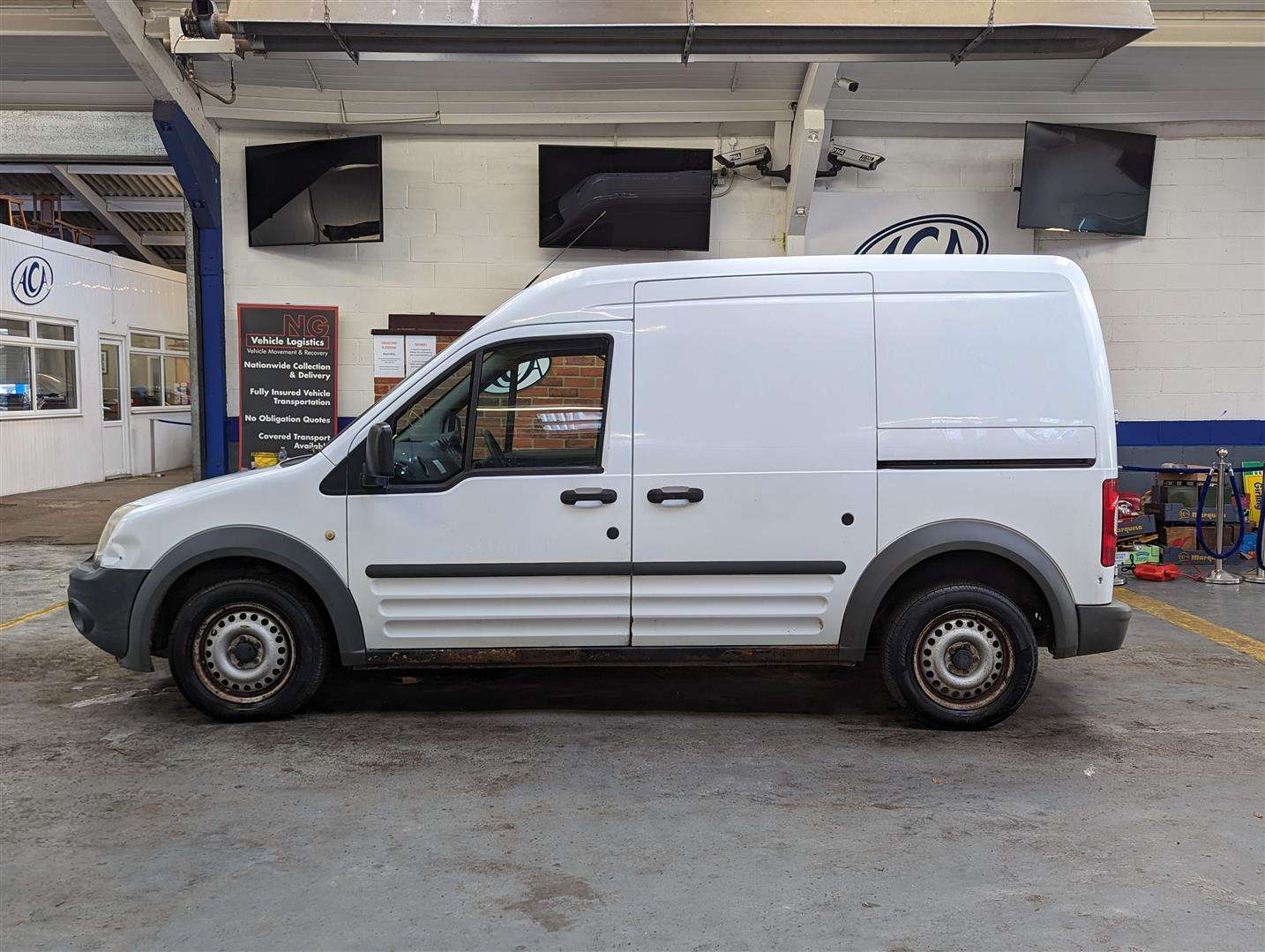 <p>2011 FORD TRAN CONNECT 90 T230</p>