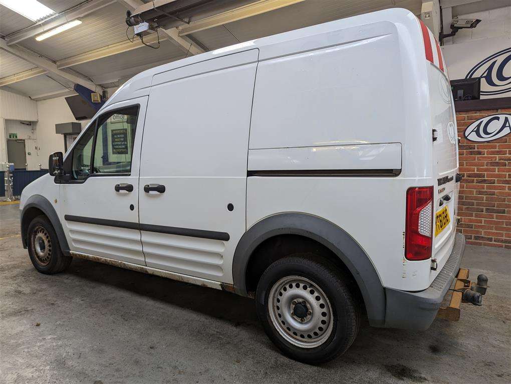 <p>2011 FORD TRAN CONNECT 90 T230</p>