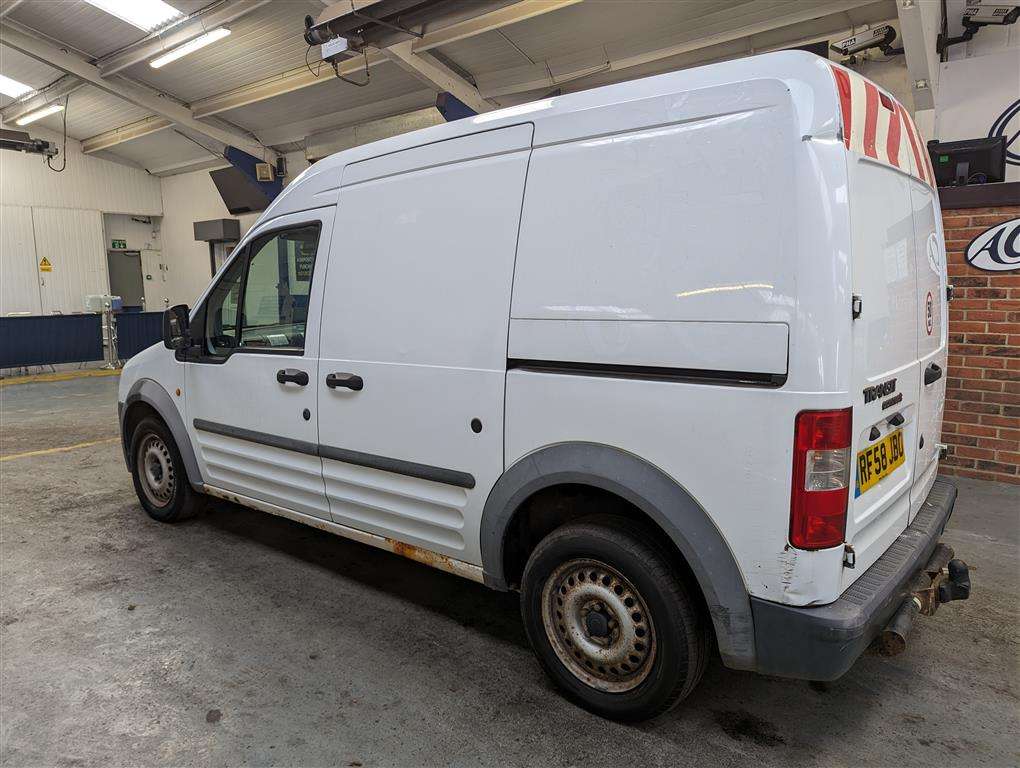 <p>2009 FORD TRANSIT CONN T230 L90</p>