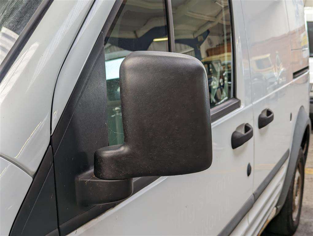 <p>2009 FORD TRANSIT CONN T230 L90</p>