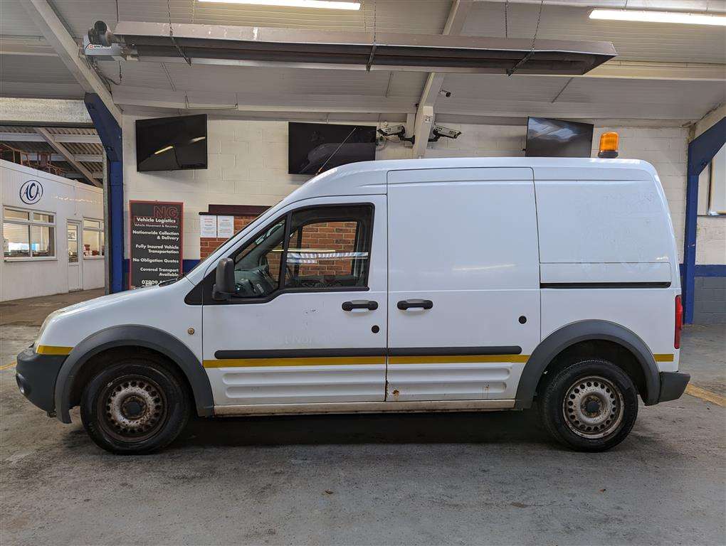 <p>2011 FORD TRAN CONNECT 90 T230</p>