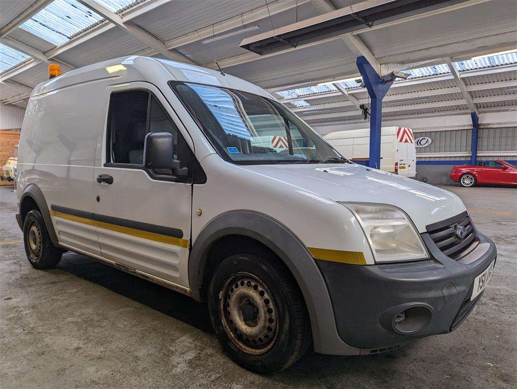 <p>2011 FORD TRAN CONNECT 90 T230</p>