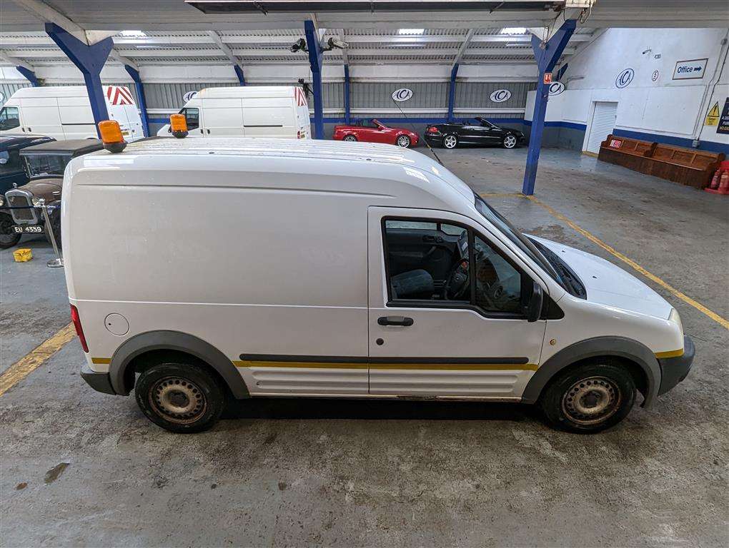 <p>2011 FORD TRAN CONNECT 90 T230</p>