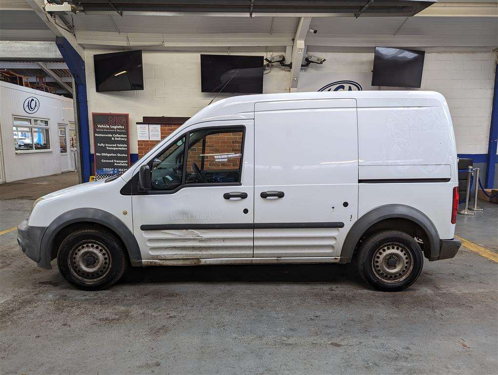 <p>2012 FORD TRANSIT CONNECT 90 T230</p>