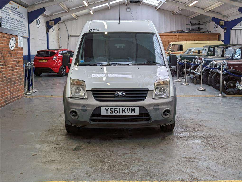 <p>2012 FORD TRANSIT CONNECT 90 T230</p>